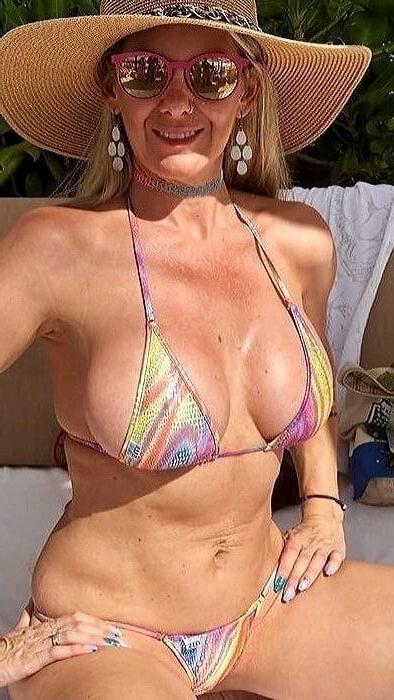 25P Your Hot Slutty Mom 4