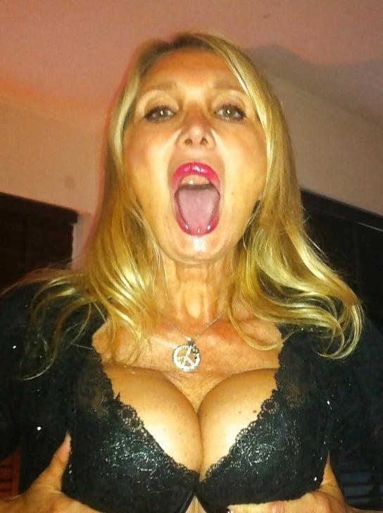 25P Girls That Make Me Cum 75