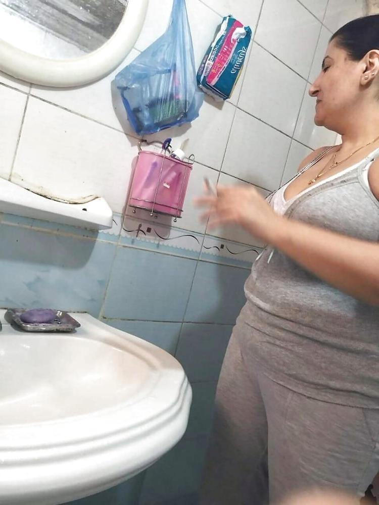 25P Sexy mom