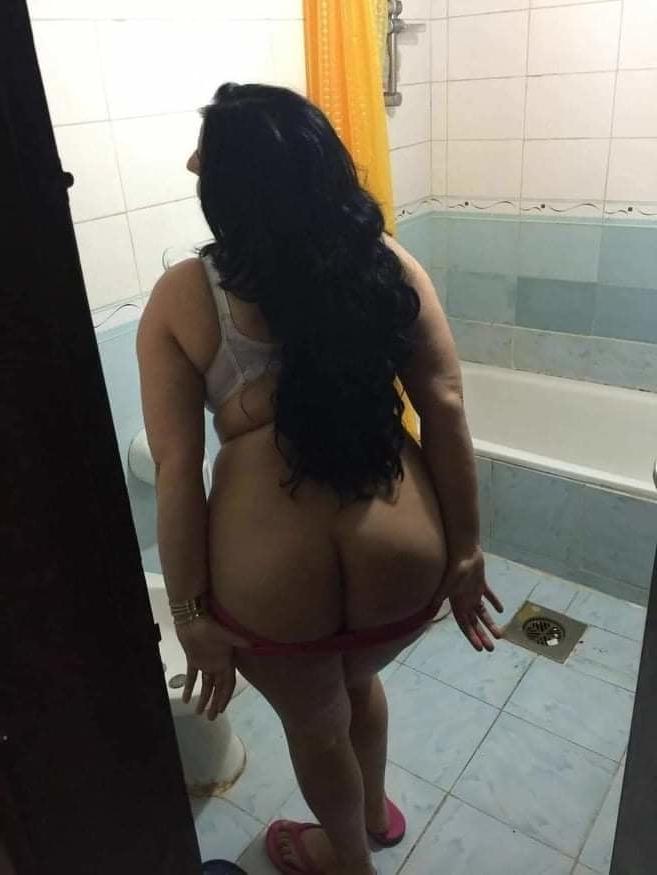 25P Sexy mom
