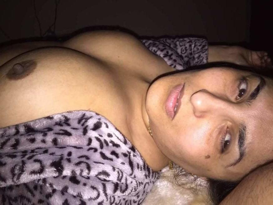 25P Sexy mom