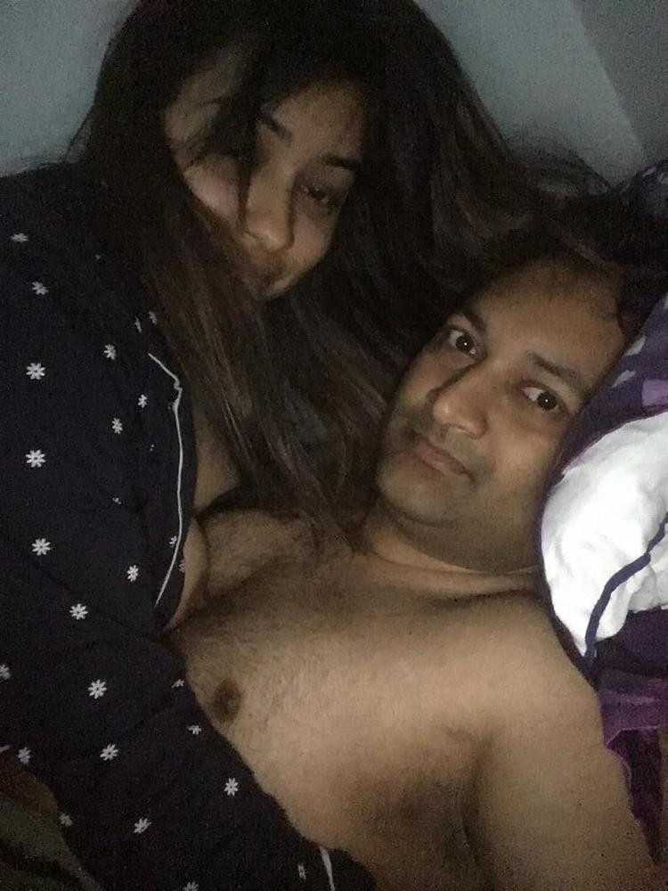 17P Hot sexy desi IT girl big boobs indian leaked with bf (110)
