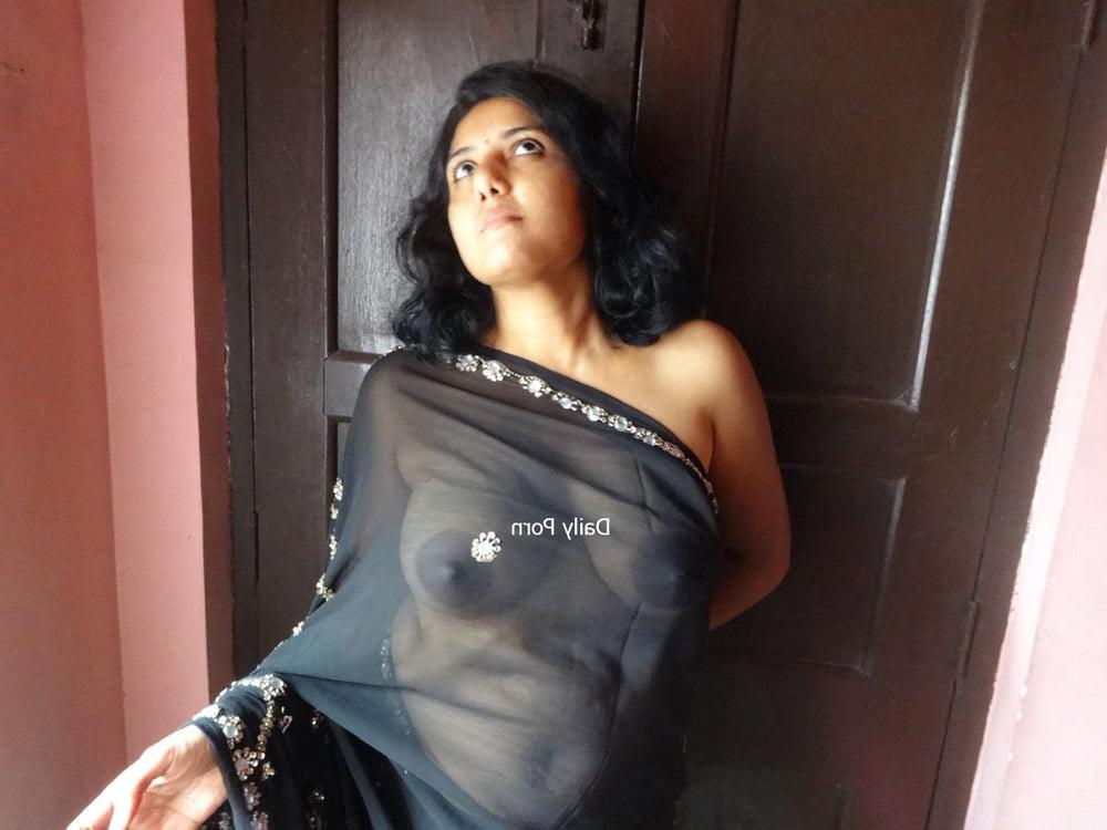 25P BBW Big Boobs &amp; tits Desi Indian MILF nude shoot(111)
