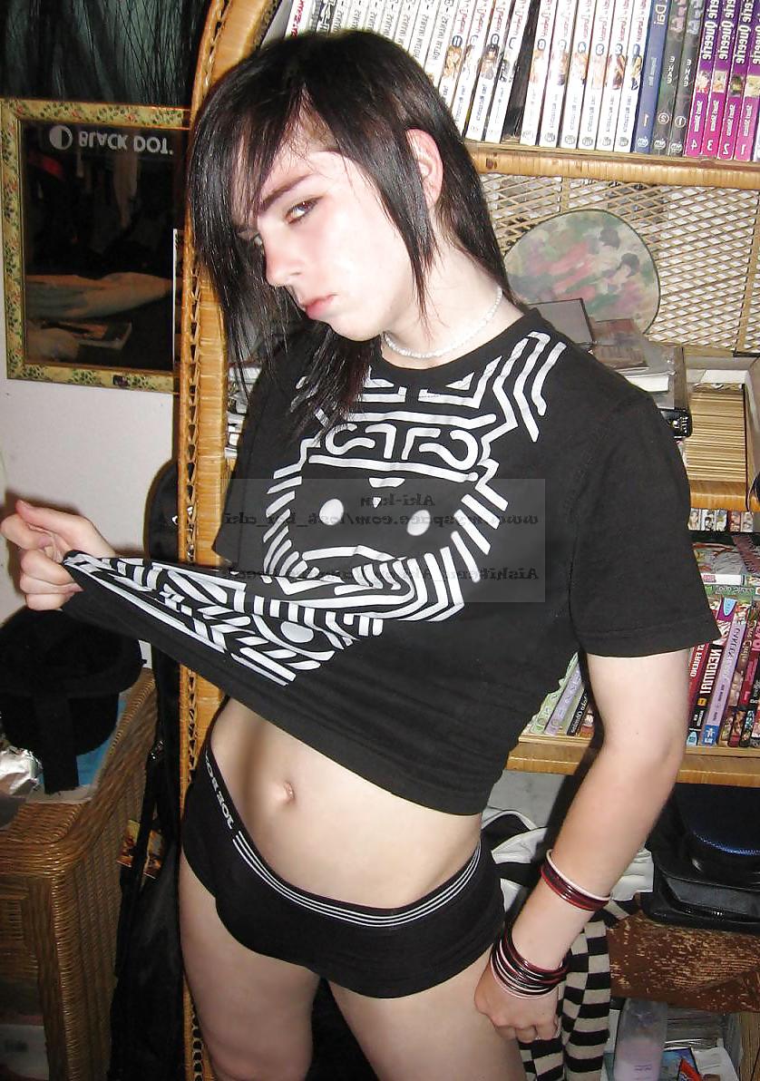 17P My Fav Crossdressers #26