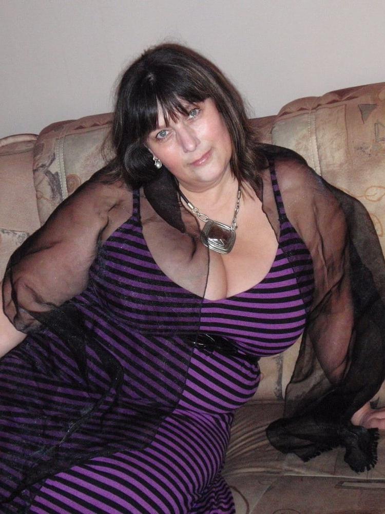 20P Clothed Mature - Big Boobs 18