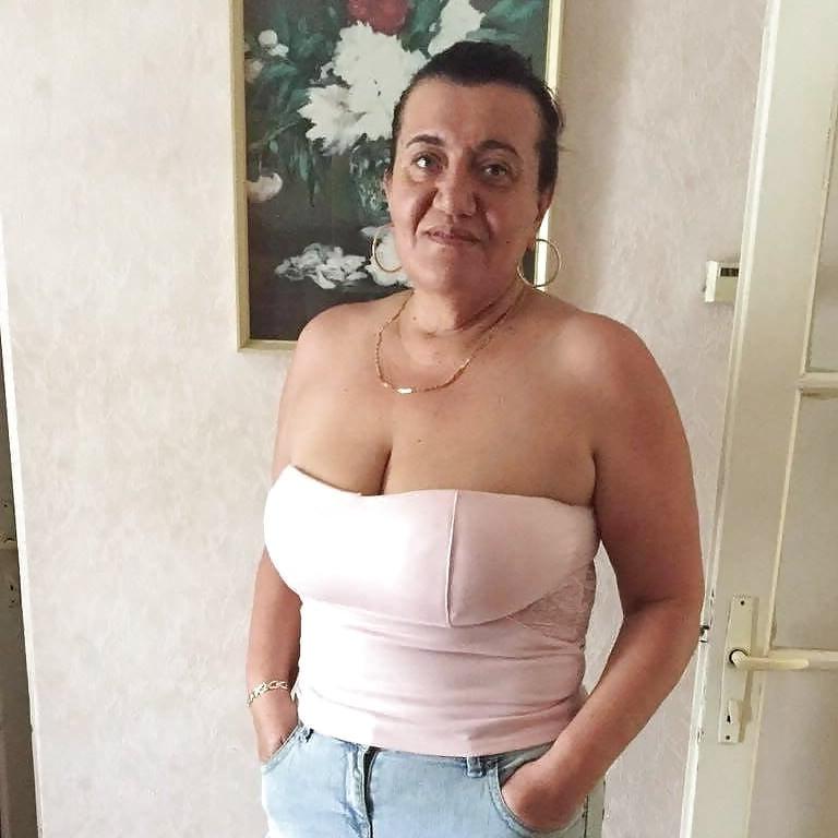 20P Clothed Mature - Big Boobs 18