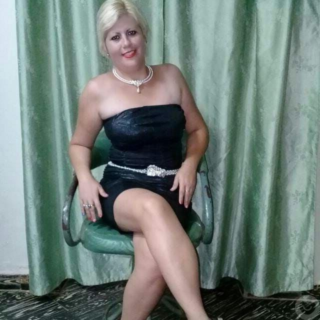 25P beautiful mature 25