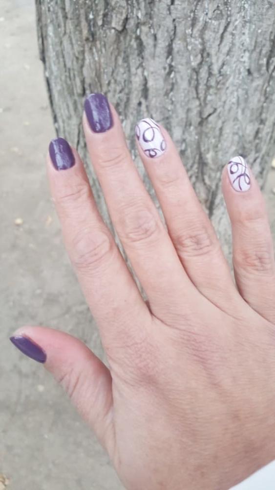 9P My wife's fingers!  Manicure, pedicure, hairstyle, pisi)
