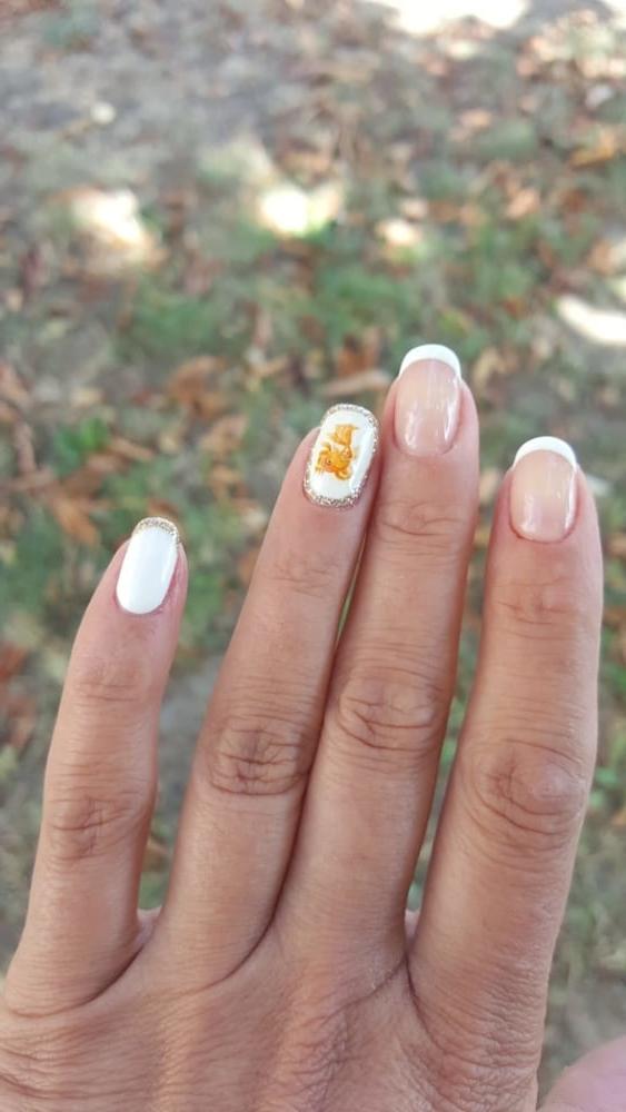 9P My wife's fingers!  Manicure, pedicure, hairstyle, pisi)