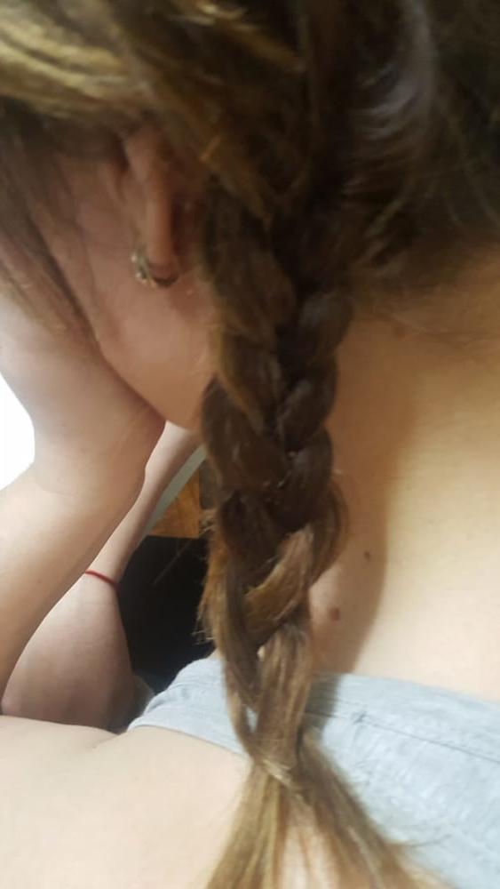 9P My wife's fingers!  Manicure, pedicure, hairstyle, pisi)