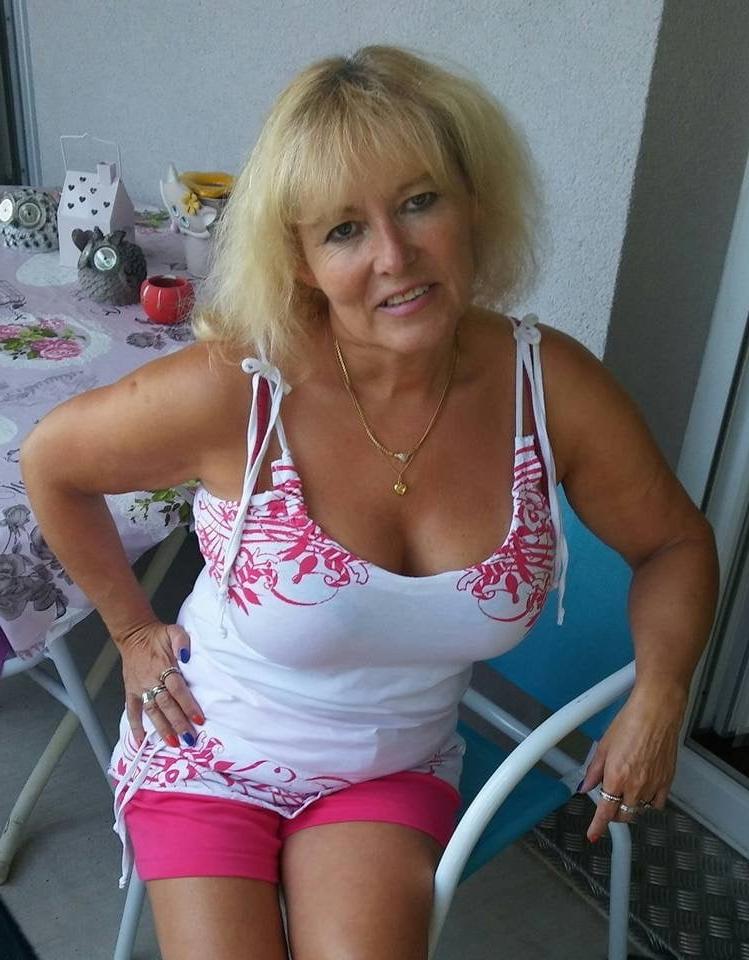 20P Clothed Mature - Big Boobs 17