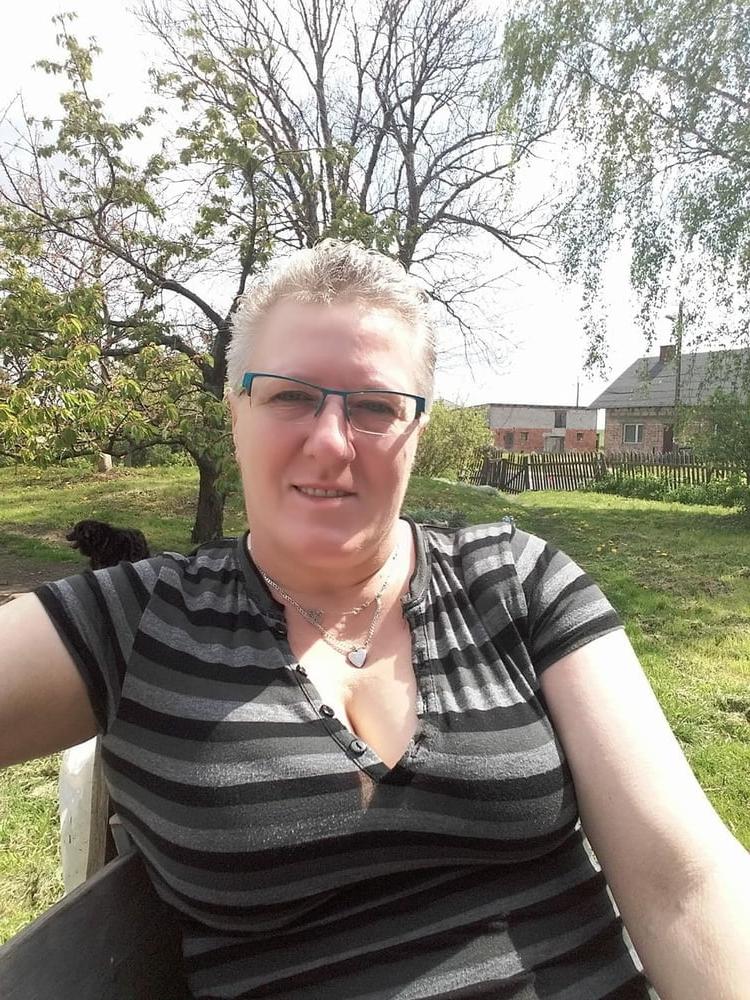20P Clothed Mature - Big Boobs 17