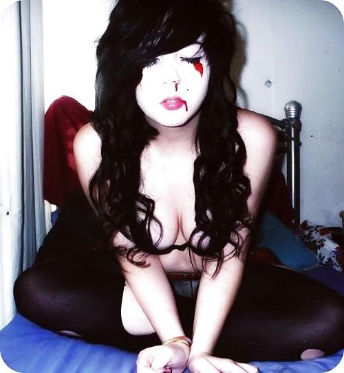 25P Emo girl #11