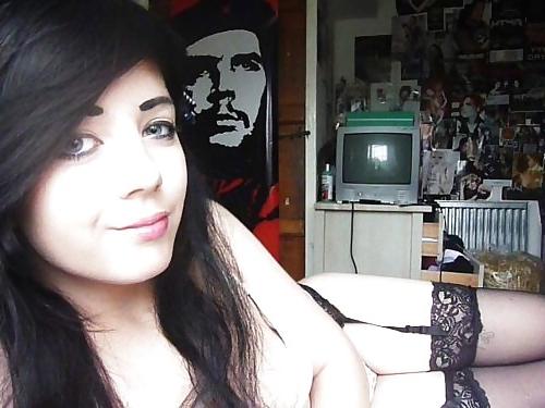 25P Emo girl #11