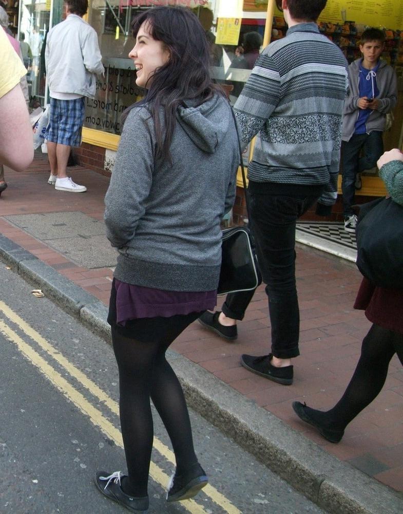 25P street nylons 2