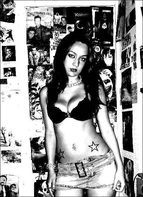 24P Emo girl - big boobs