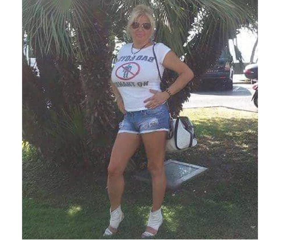 25P ROU ROMANIAN MILFS 67 SLUT MOM IS A ESCORT IN THE US