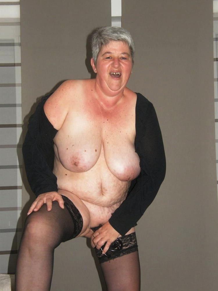 25P Big Boobs Mature 32