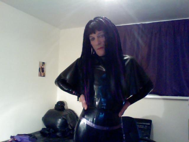 10P TS  Erotic Rubber Enslavement .