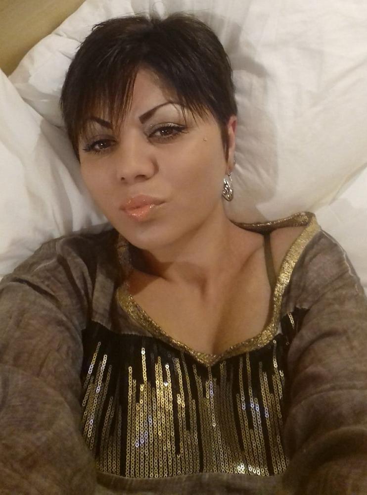 25P ROU ROMANIAN MILFS 65 REAL STRIPPER, HOOKER AND MOM