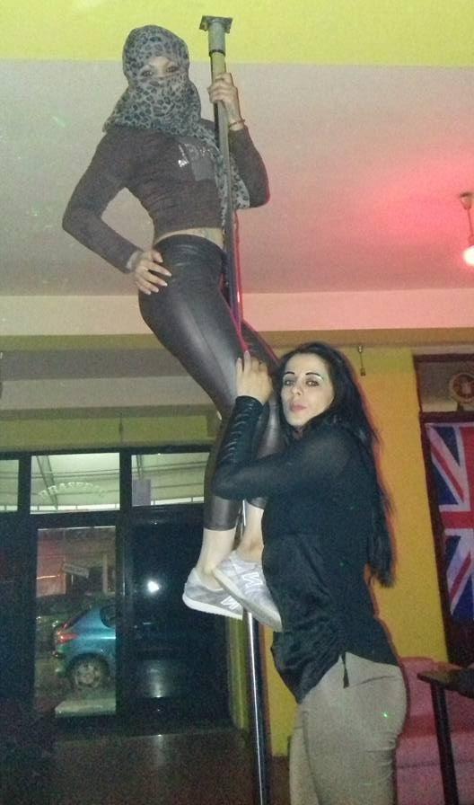 25P ROU ROMANIAN MILFS 65 REAL STRIPPER, HOOKER AND MOM
