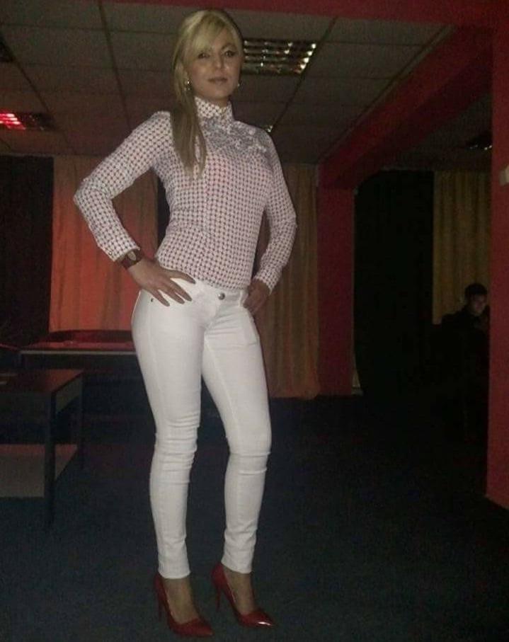 25P ROU ROMANIAN MILFS 65 REAL STRIPPER, HOOKER AND MOM