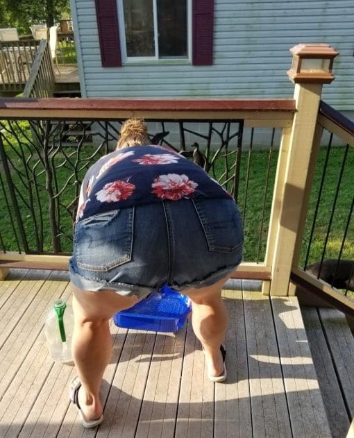 25P Matures on the balcony 4