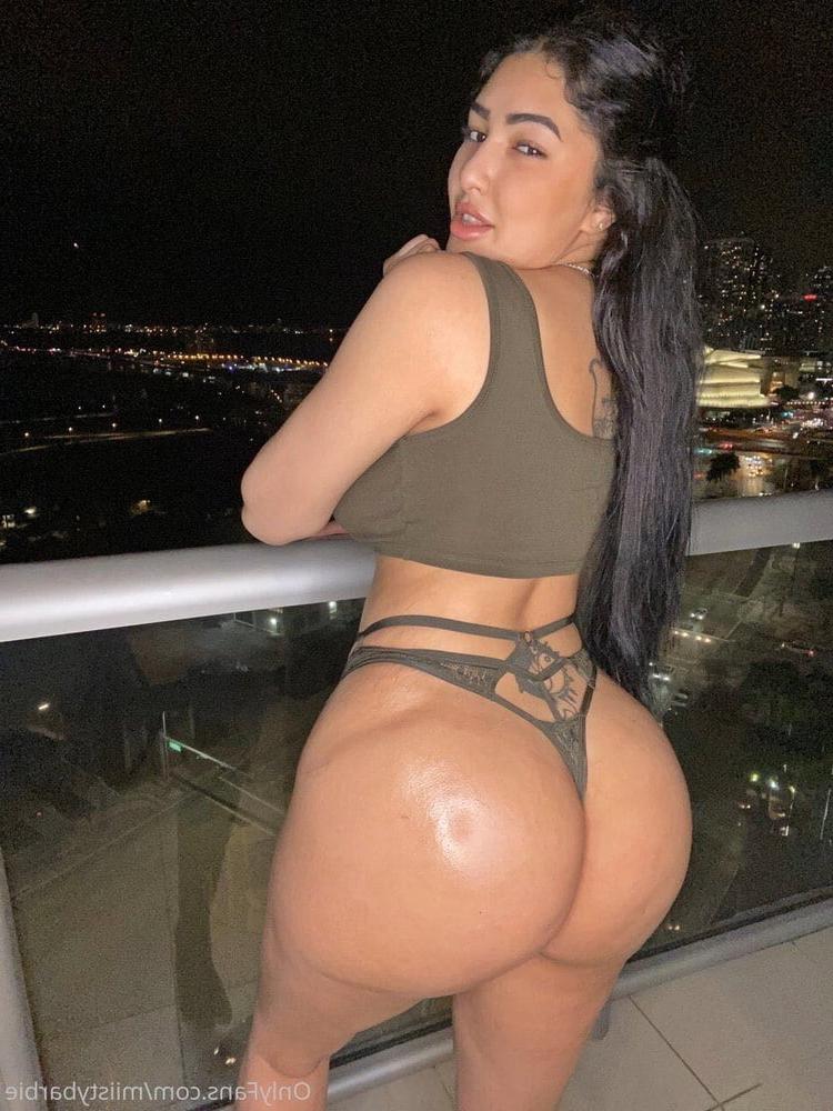 25P Booty Time 31