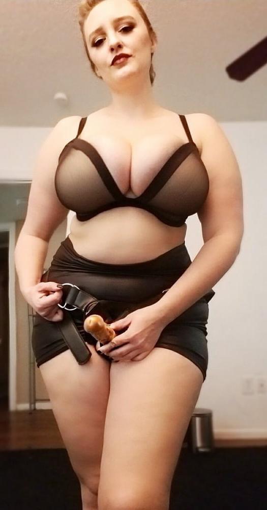 25P nylonfootlover77 strapon gallery