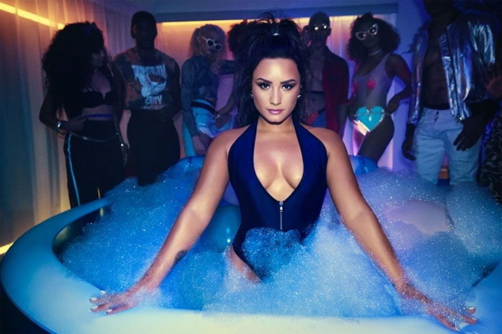 25P Celeb Cum Diary Jun 20
