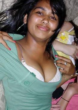 25P Bra Busting Tits