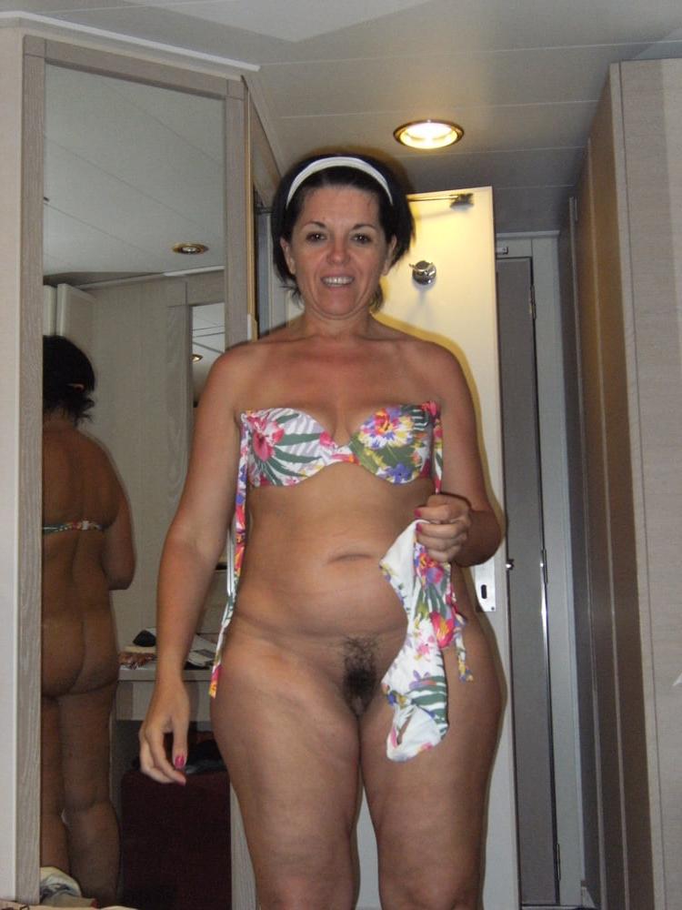 25P Mature Wives 130