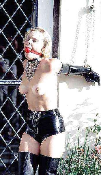 19P KEY - Ball Gag 01