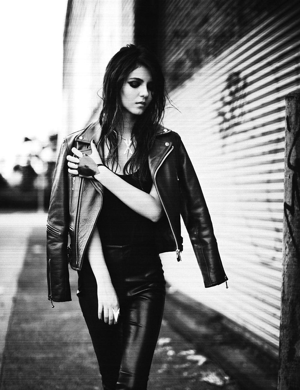 20P Celebrities in Leather 