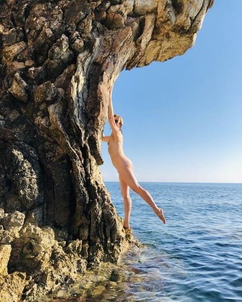 25P Erotic pictures 3