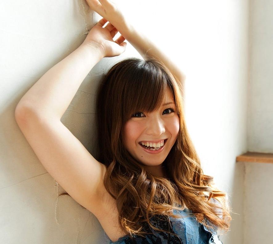 25P big boobs asian Yui Hinata 3