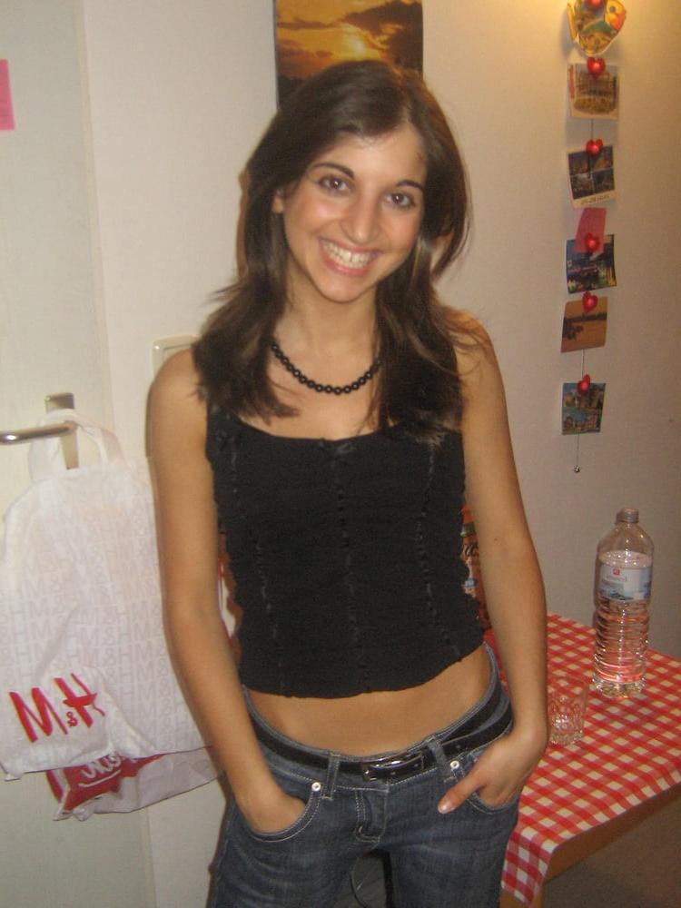 16P babe over 18y beautiful face to cum