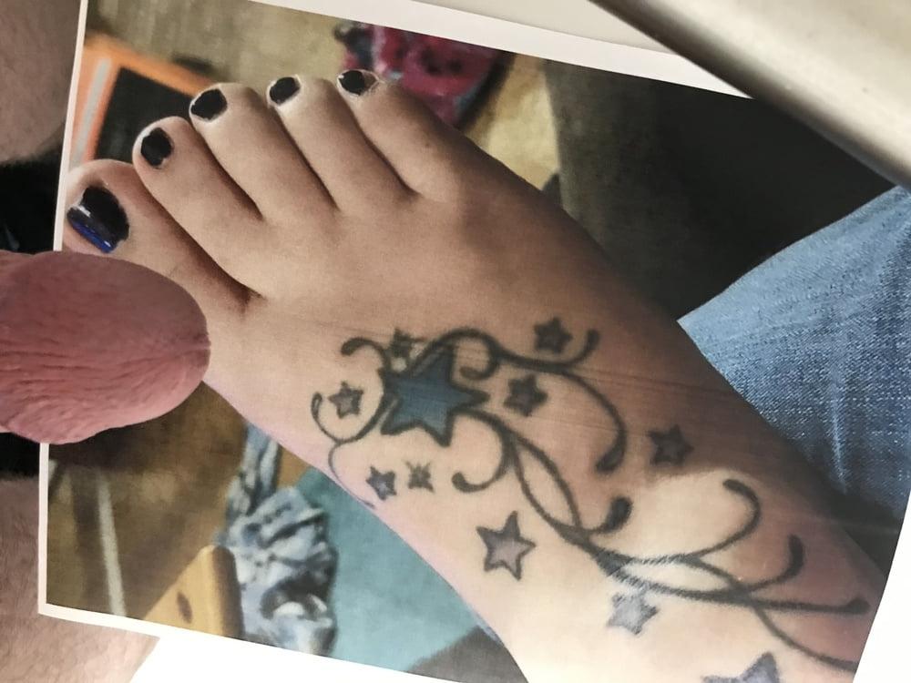 8P Cum for adram89 sexy feet.