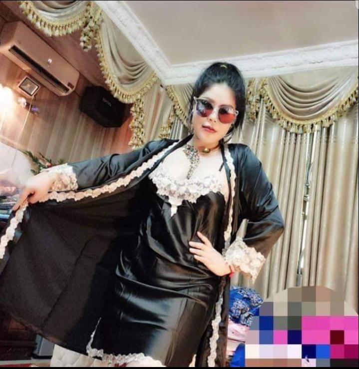 5P Sexy mom