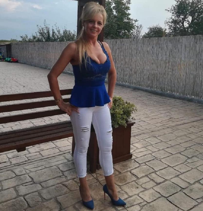 24P ROU ROMANIAN MILFS 58 MOM IS A HORNY TITS MONSTER