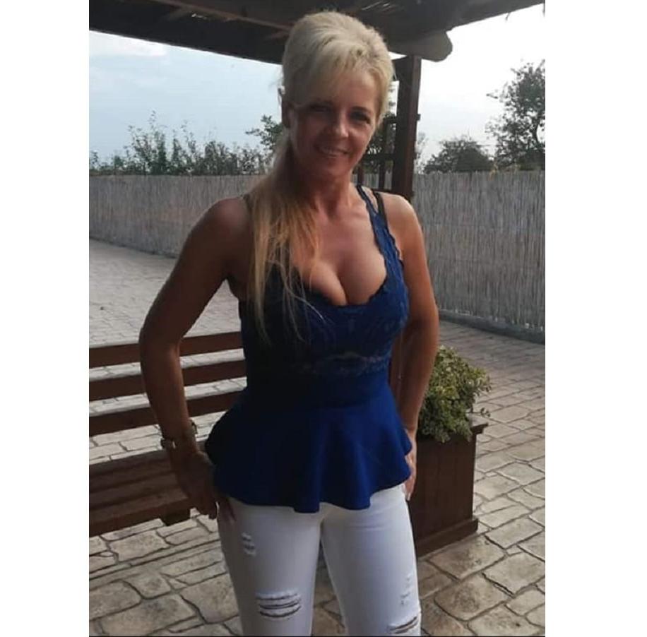 24P ROU ROMANIAN MILFS 58 MOM IS A HORNY TITS MONSTER