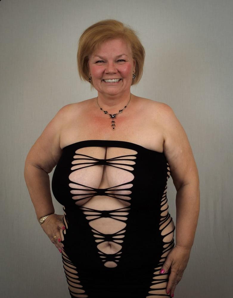25P Big Boobs Mature 30