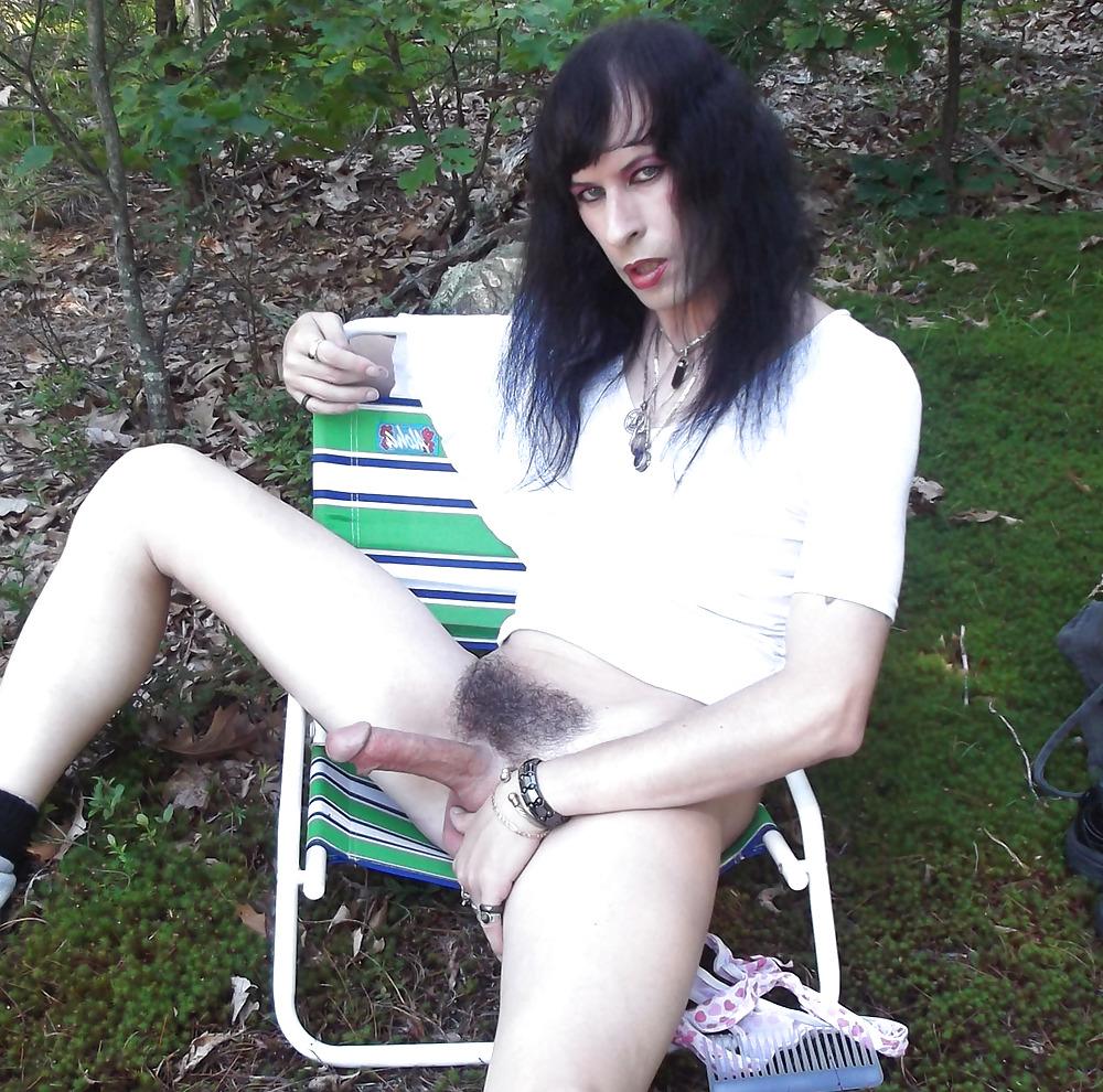 10P Crossdresser cock in the woods!!!