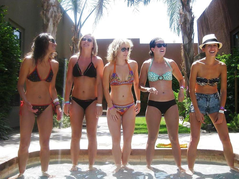 25P BIG BOOBS IN BIKINI...HOT