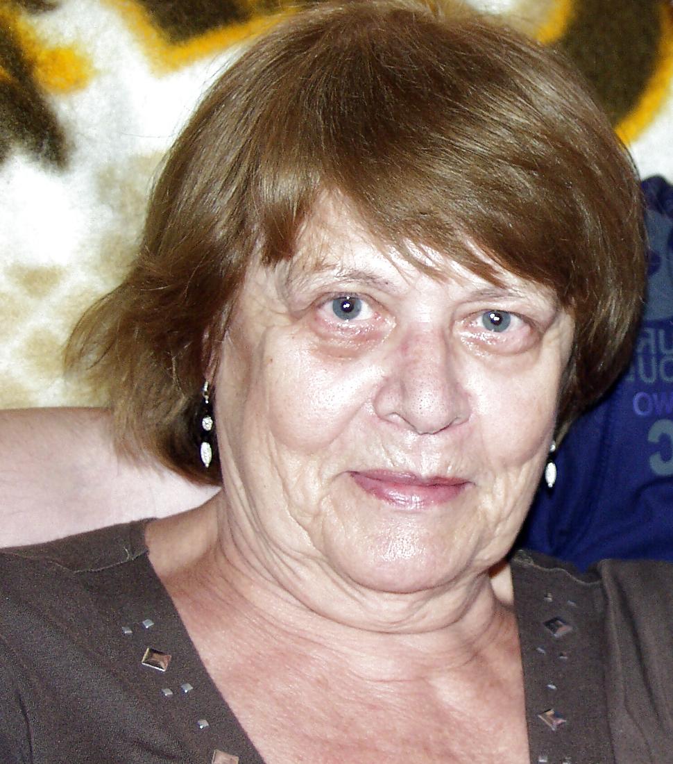 16P Grannies and matures faces for CUM