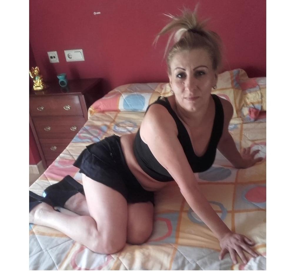 25P ROU ROMANIAN MILFS 61 SEX BOMB ROMANIAN MOM