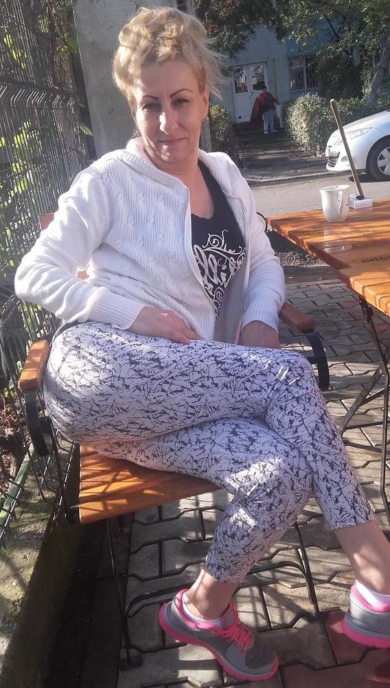 25P ROU ROMANIAN MILFS 61 SEX BOMB ROMANIAN MOM