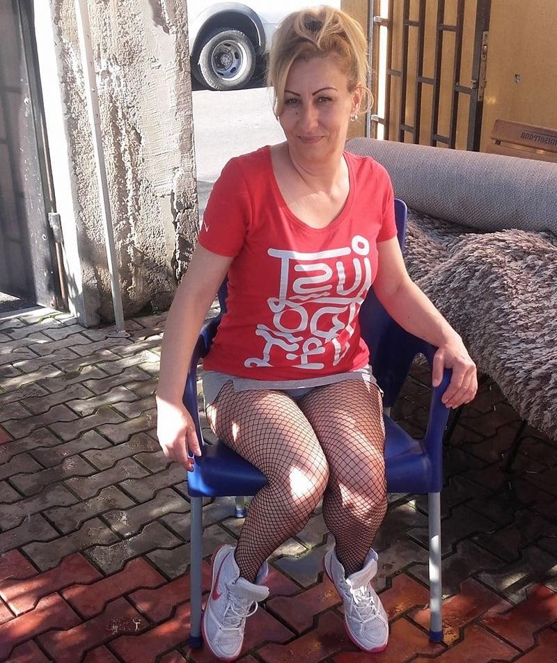 25P ROU ROMANIAN MILFS 61 SEX BOMB ROMANIAN MOM