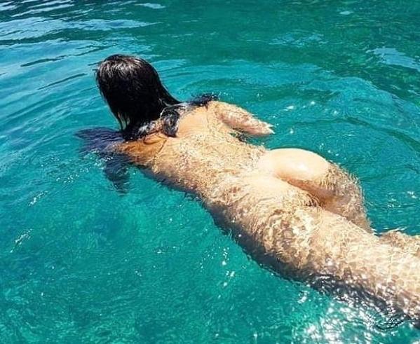 25P Swinger Pool Party #69