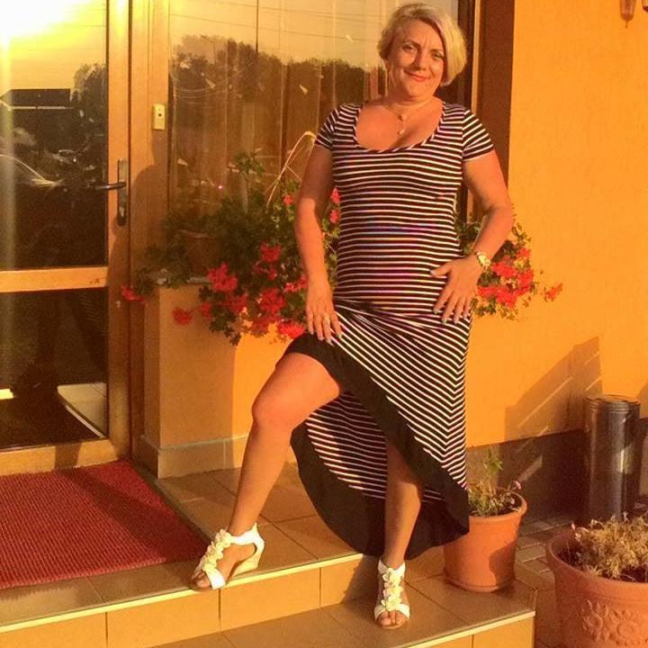 25P ROU ROMANIAN MILFS 55 ROU MOM WHORE - LOOKS LIKE MY AUNT